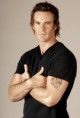 /album/fotogalerie-aaron-jeffery/gary4201-1-jpg/